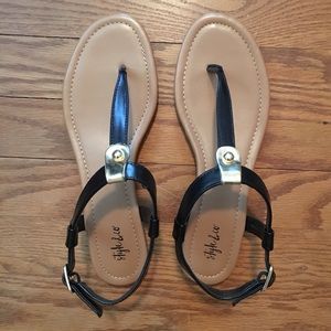 🔅3/$10🔅 Style & Co black thong sandals